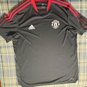 Adidas Manchester United sports shirt/jersey. Size XL